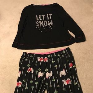 Cute and Comfy Hue Sleepwear set